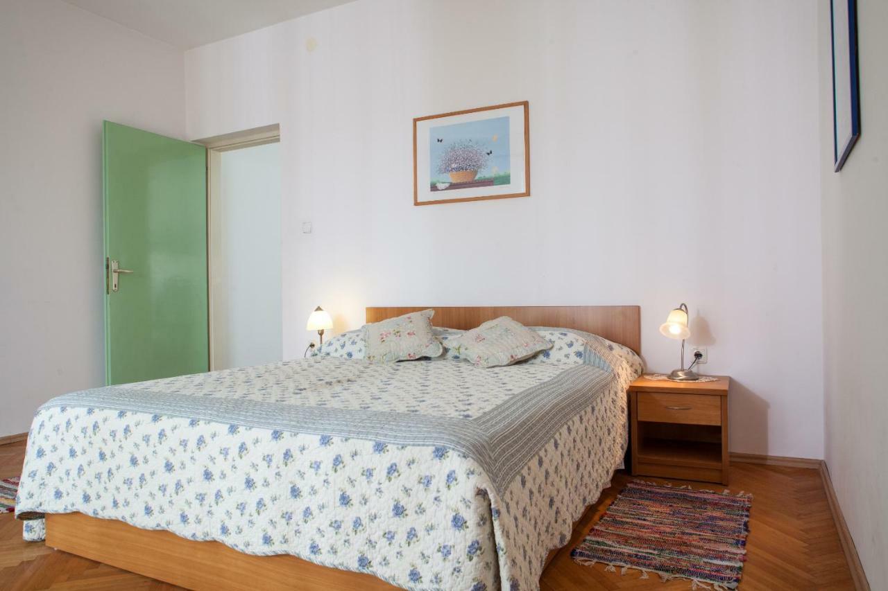 Apartments Cvjetni Dvori Makarska Bagian luar foto