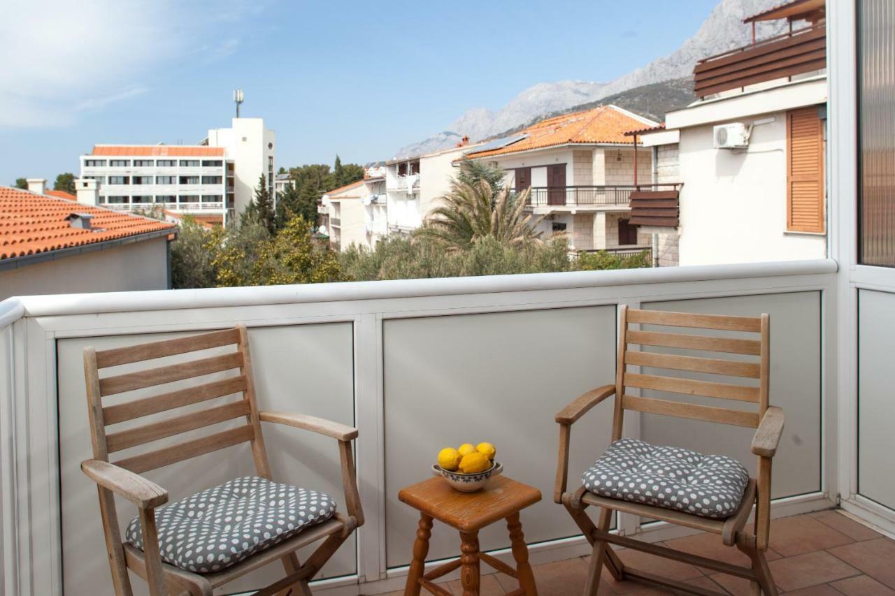 Apartments Cvjetni Dvori Makarska Bagian luar foto